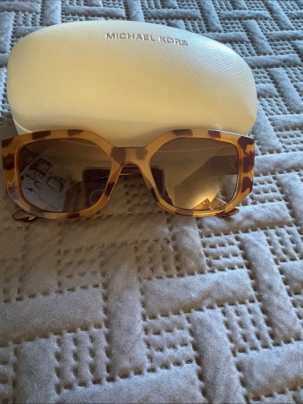 Michael Kors Cream Textured Sunglasses Case